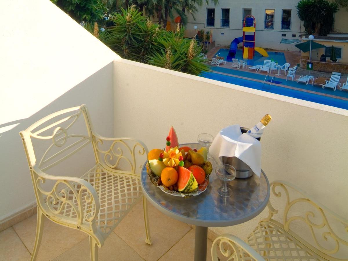 Magic Villa De Μπένιντορμ Εξωτερικό φωτογραφία